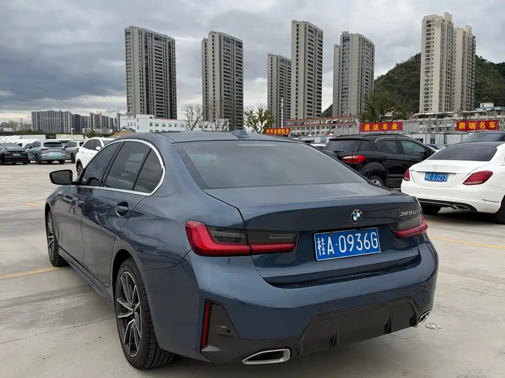 BMW 3 Series — миниатюра 8