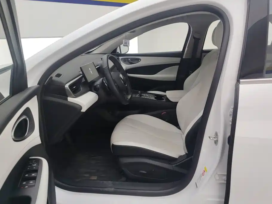 BYD Seal 05 DM-i — миниатюра 9