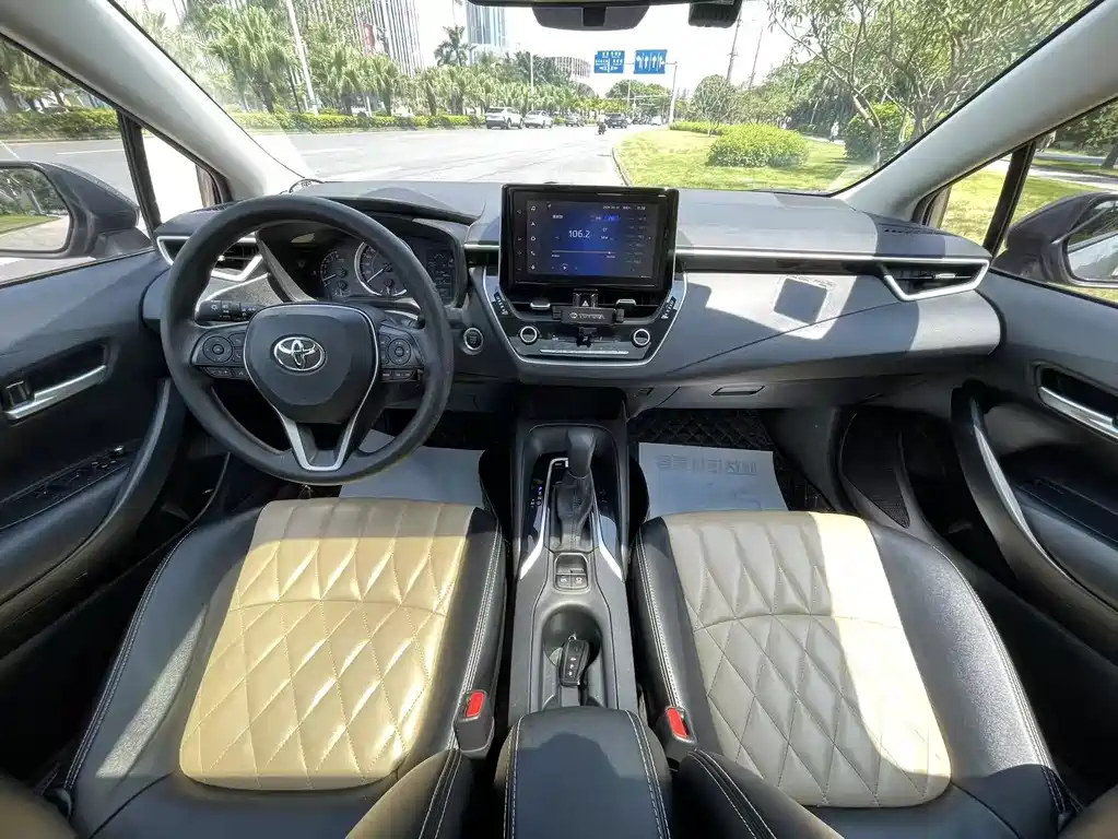 Toyota Corolla — миниатюра 13