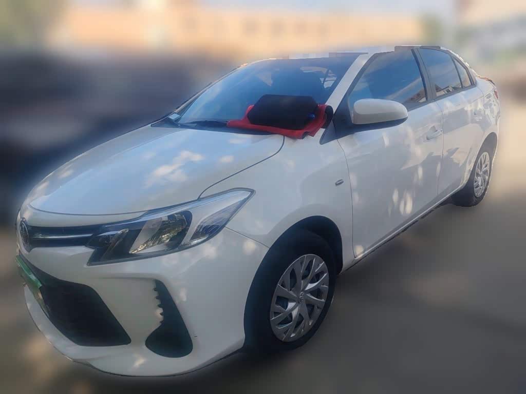Toyota Vios 1.5 л 2021 г. Белый, пробег 27799 км