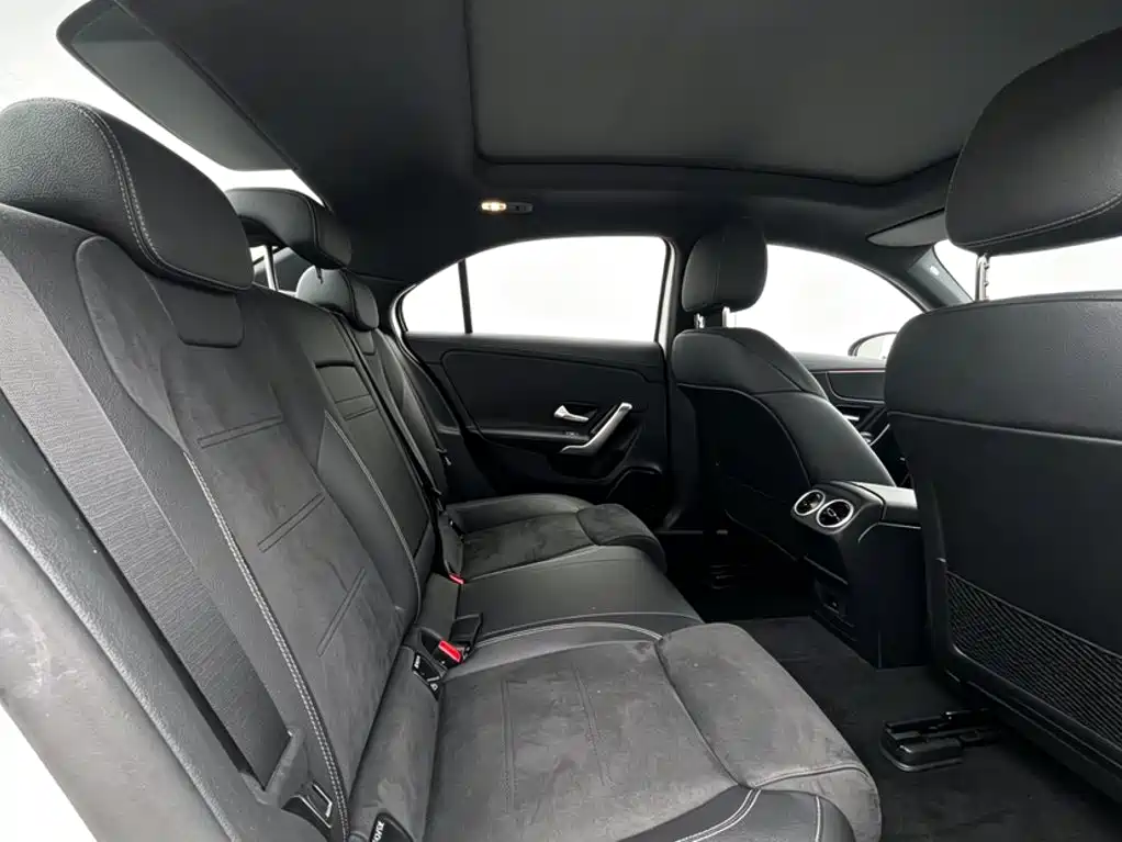 Mercedes-Benz A-Class — миниатюра 4