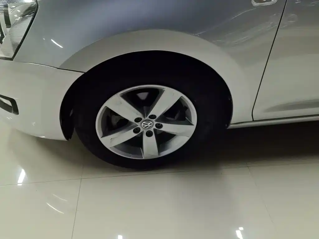 Volkswagen Santana — миниатюра 23
