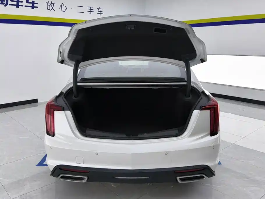 Cadillac CT5 — миниатюра 4