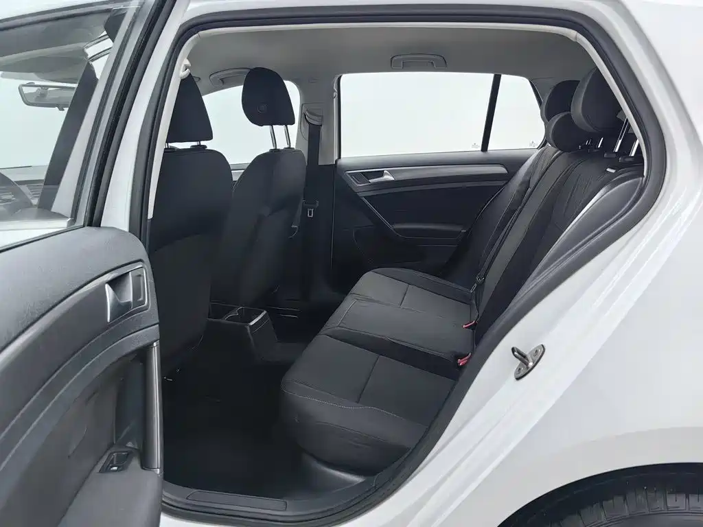 Volkswagen Golf — миниатюра 15