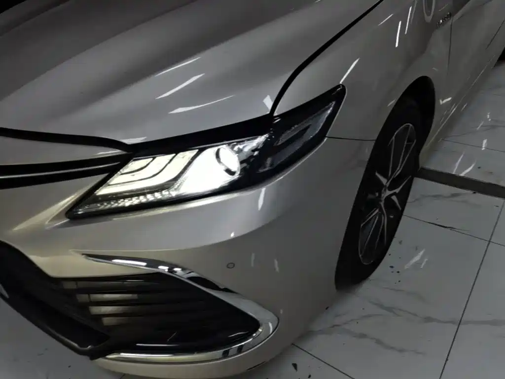 Toyota Camry — миниатюра 24