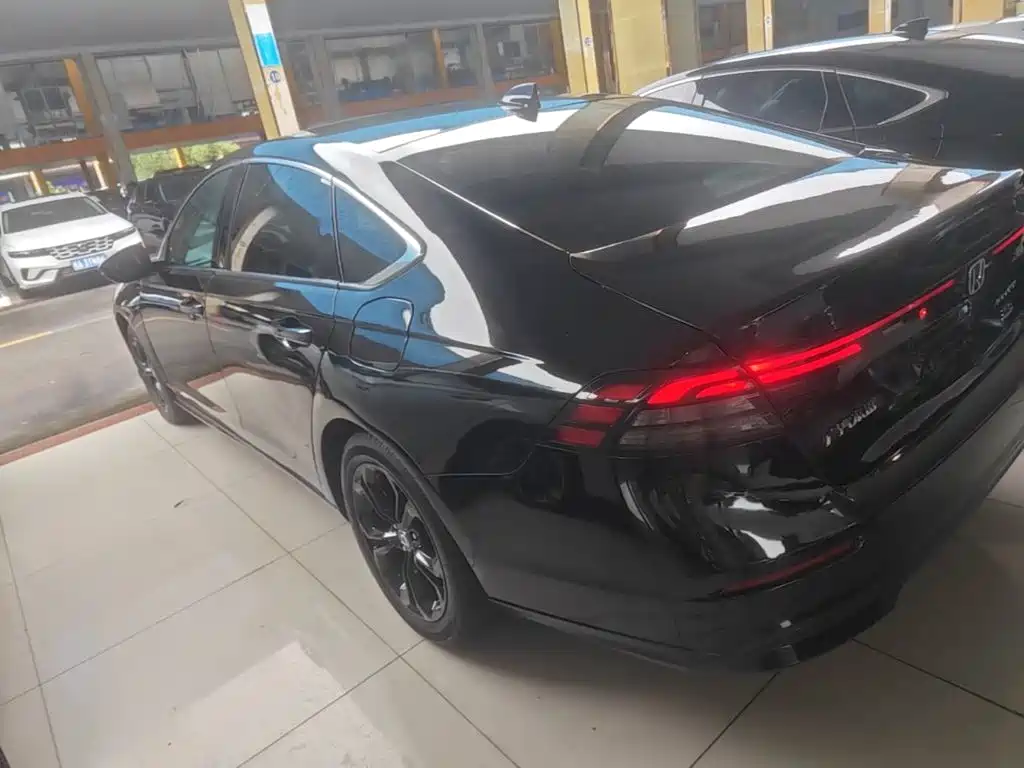Honda Accord — миниатюра 5