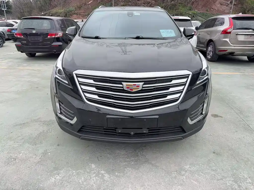 CADILLAC XT5
