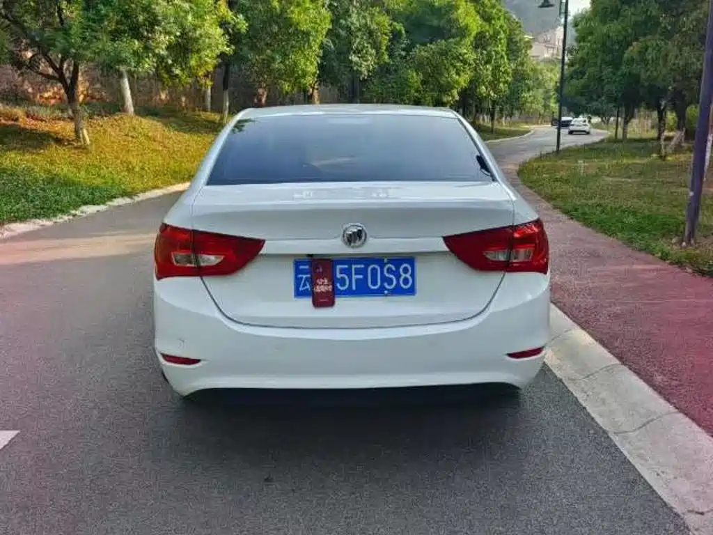 Buick Excelle — миниатюра 7