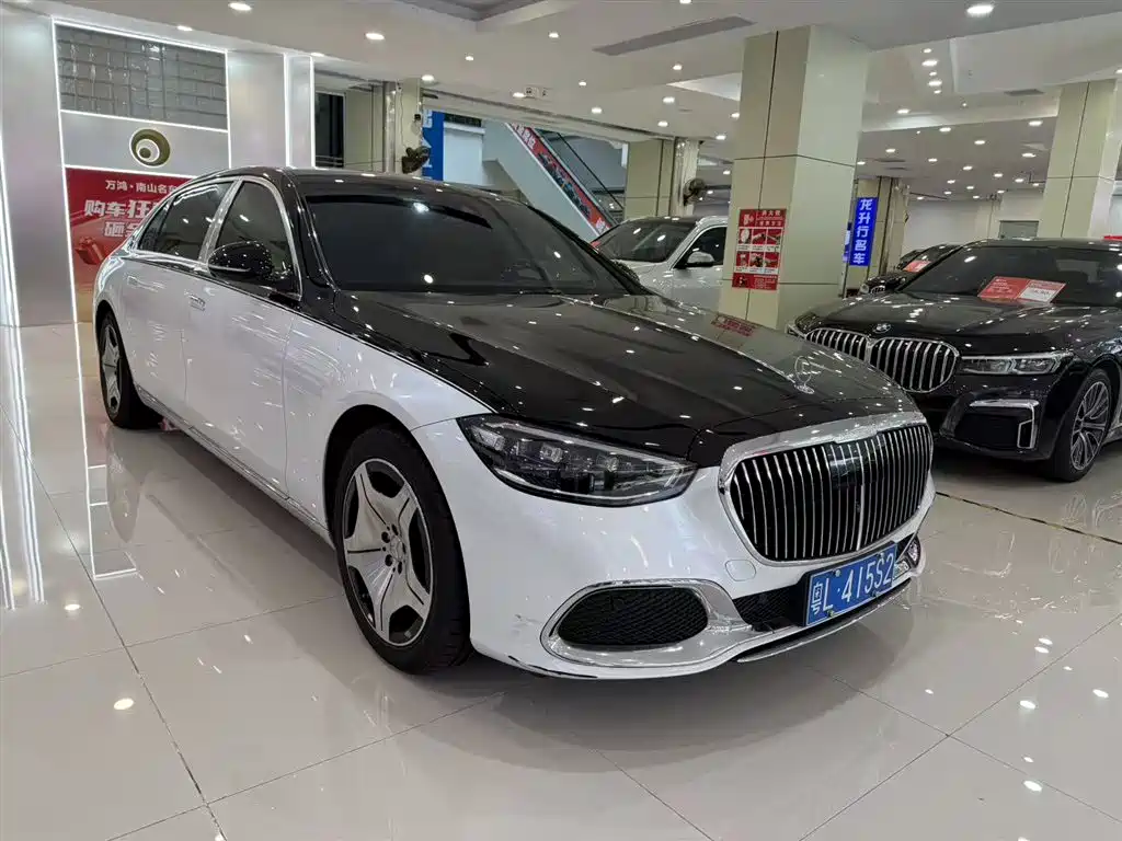 Mercedes-Benz S-Class 2024