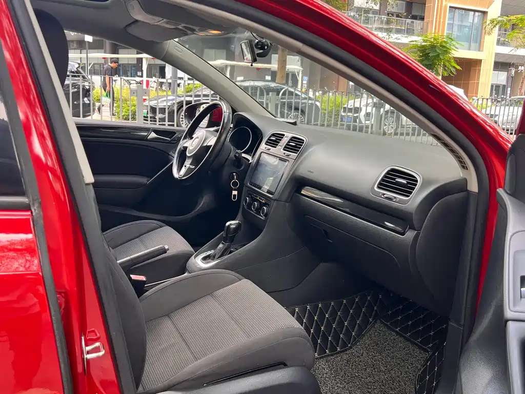 Volkswagen Golf — миниатюра 6