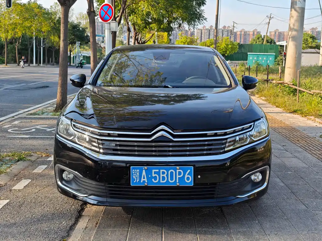 Citroen C6 — миниатюра 2
