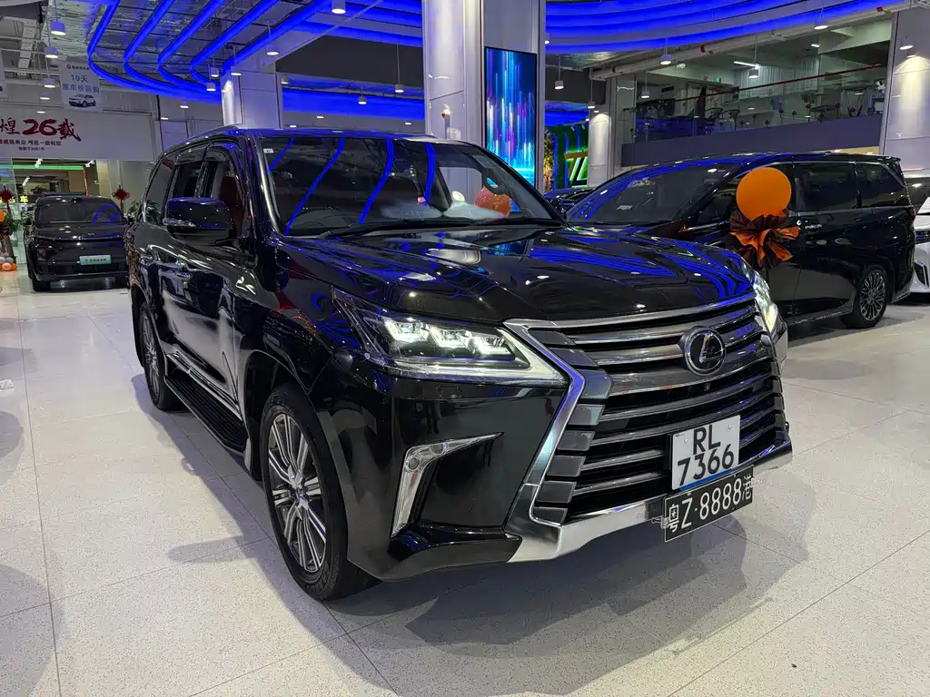 Lexus LX 2026 570