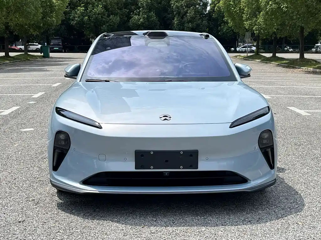 NIO ET5 — миниатюра 2