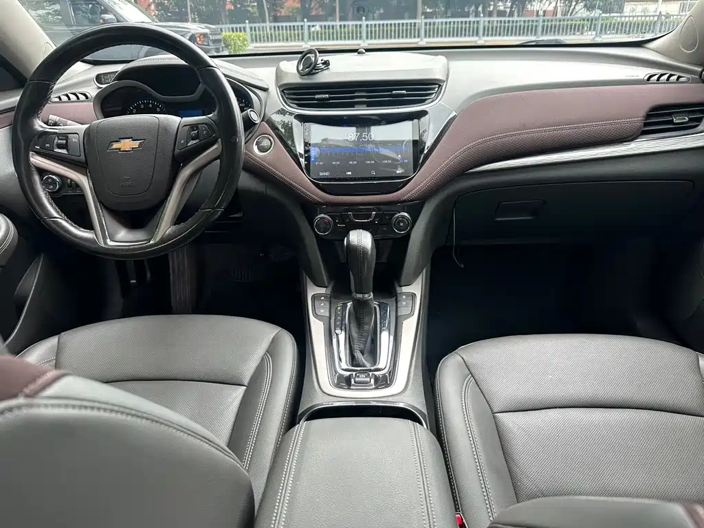 Chevrolet Malibu — миниатюра 11