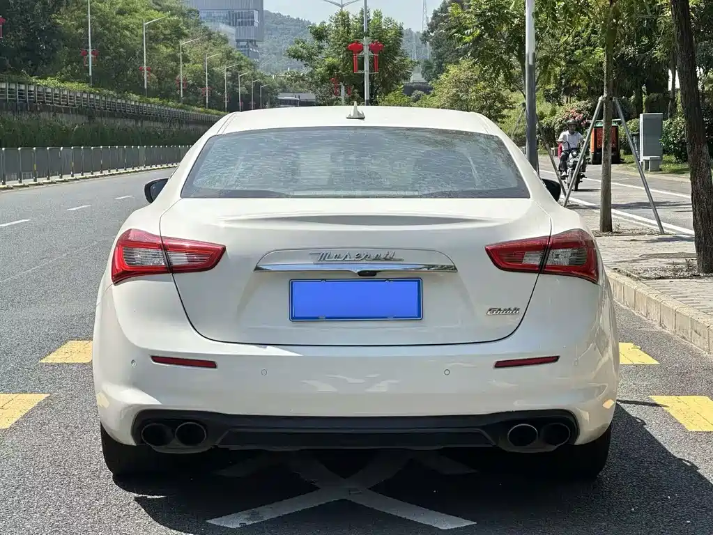 Maserati Ghibli — миниатюра 9