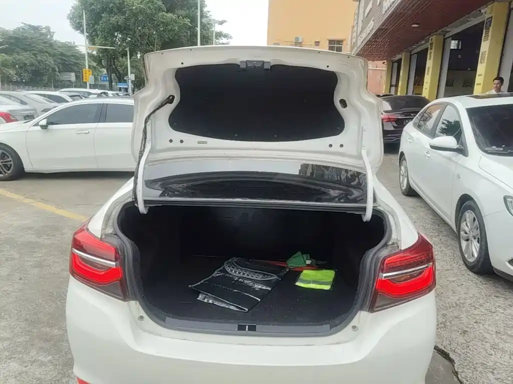 Toyota Vios — миниатюра 19