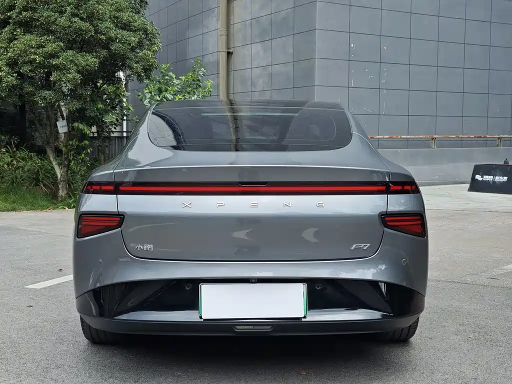 XPeng P7 — миниатюра 7