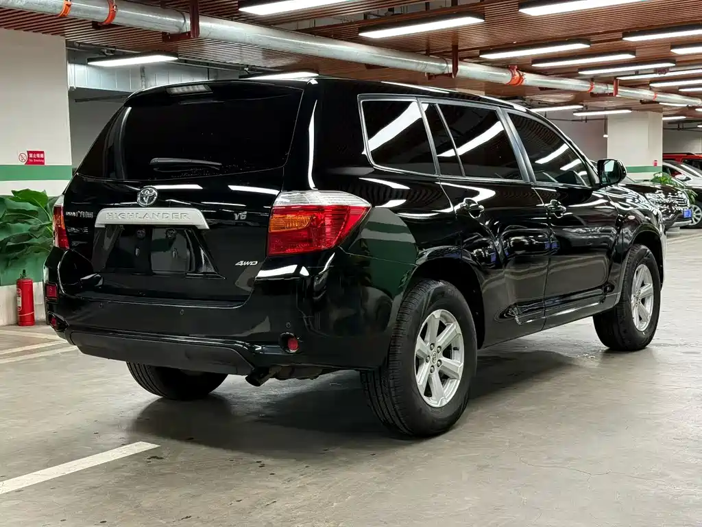 Toyota Highlander — миниатюра 7
