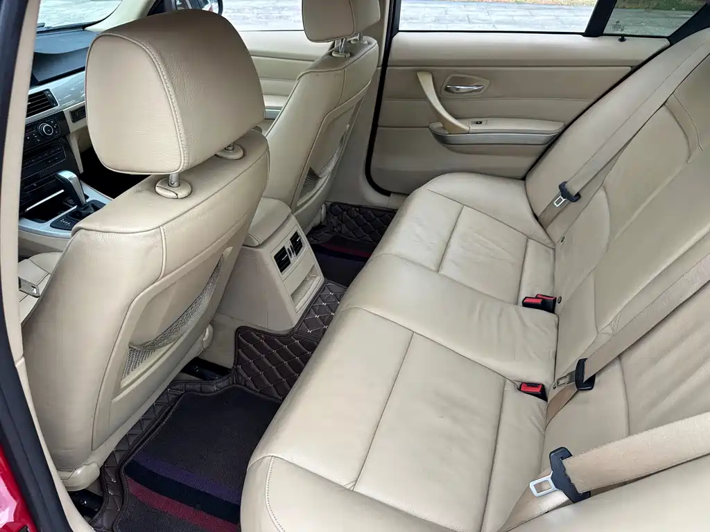 BMW 3 Series — миниатюра 13