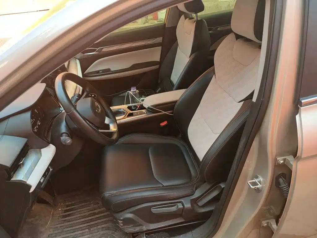 Geely Emgrand L — миниатюра 11