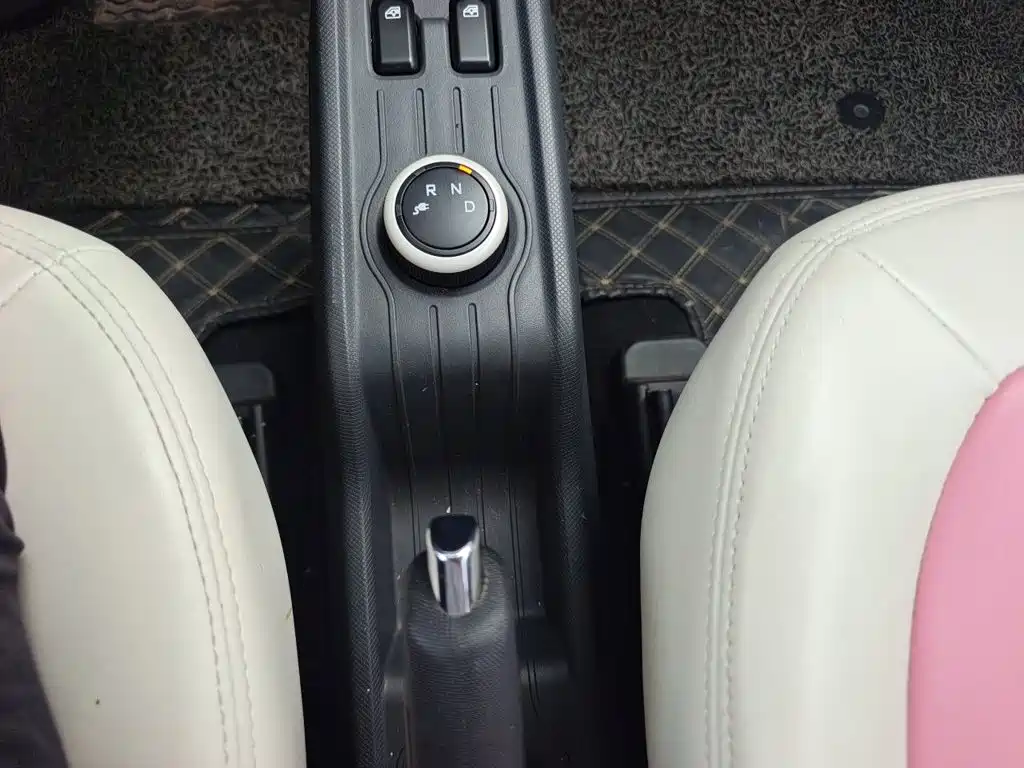 Wuling MINIEV — миниатюра 7
