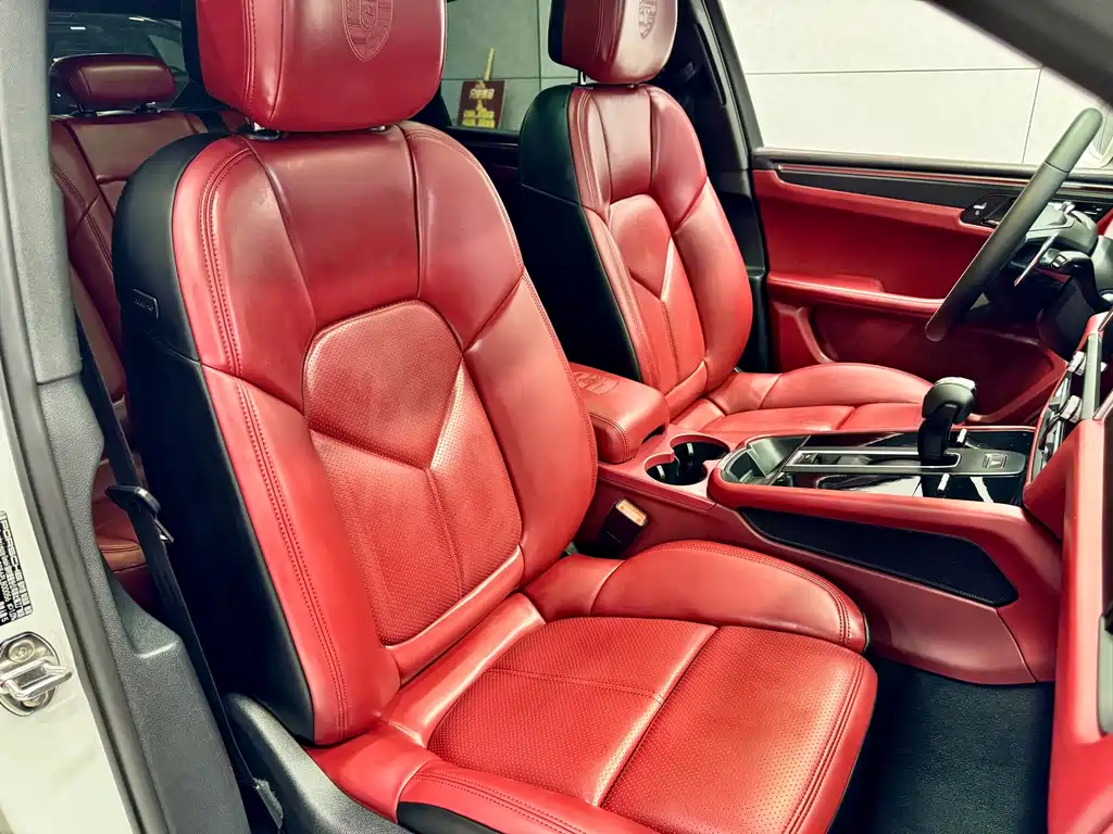Porsche Macan — миниатюра 19