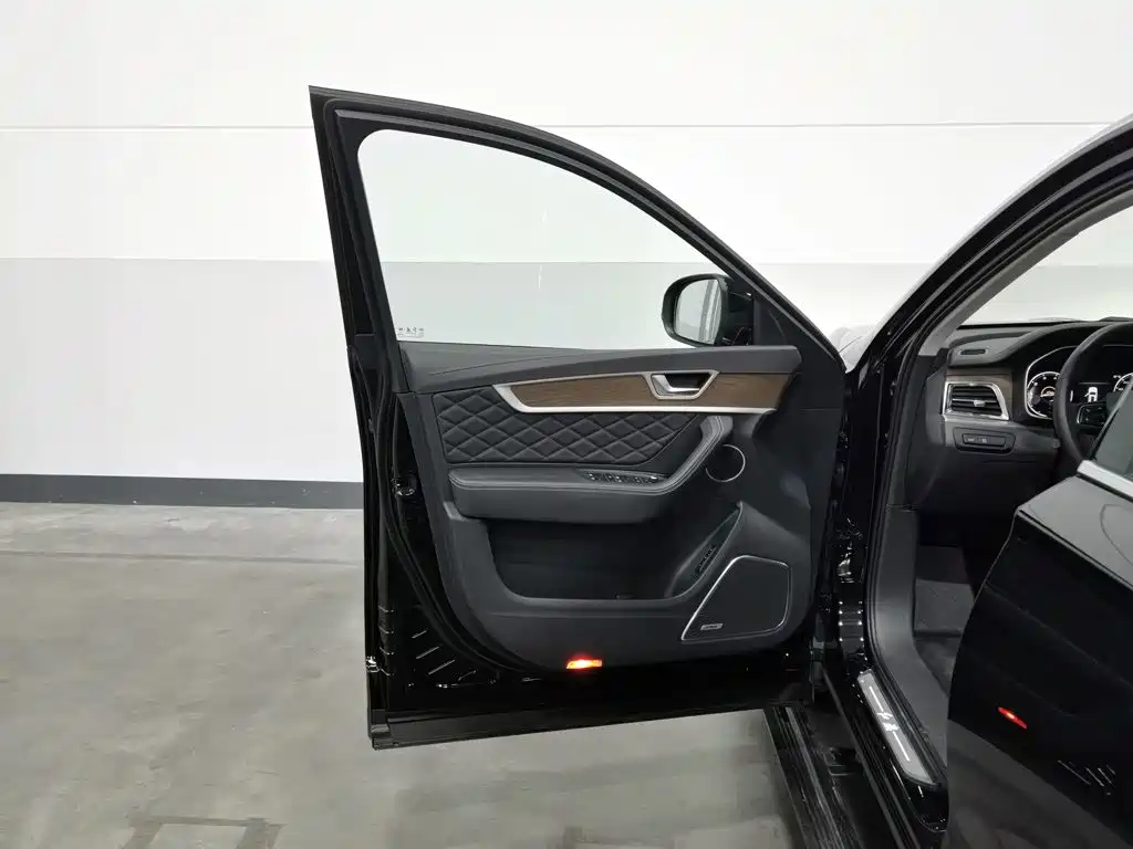 Hongqi Hongqi HS7 — миниатюра 8