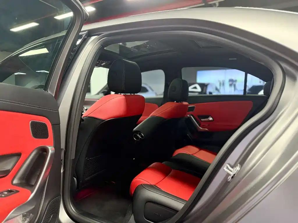 MERCEDES-BENZ A CLASS AMG