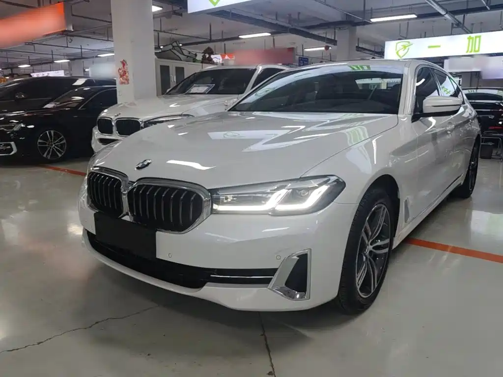 BMW 5 Series — миниатюра 2