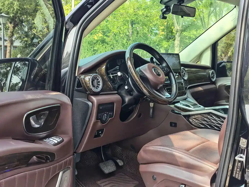 Mercedes-Benz Vito — миниатюра 4