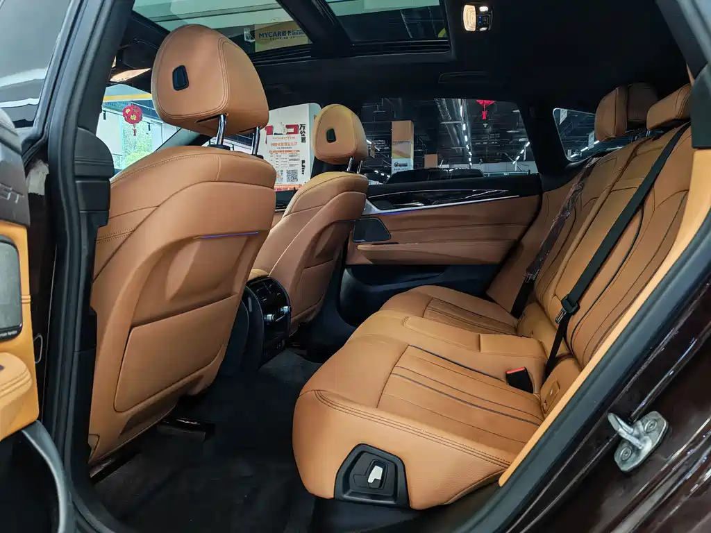 BMW 6 Series GT — миниатюра 6
