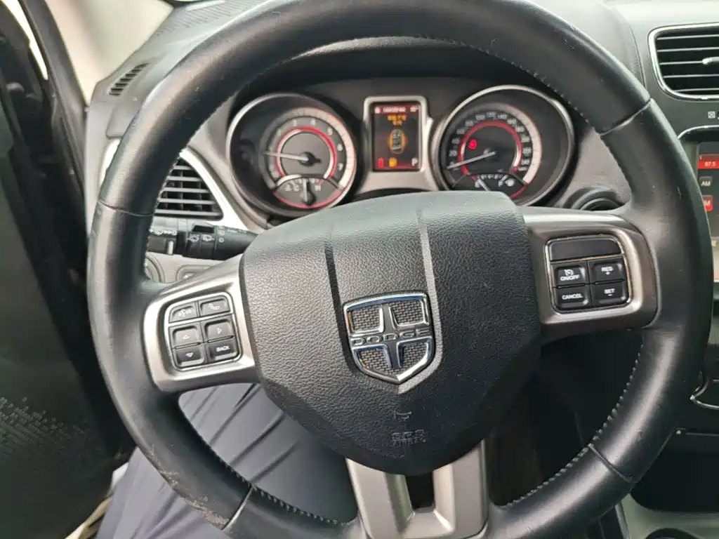 Dodge Journey — миниатюра 11