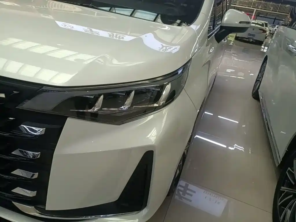 GAC Motor Trumpchi M6 — миниатюра 24