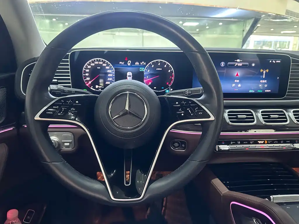 Mercedes-Benz GLE (Import) — миниатюра 8