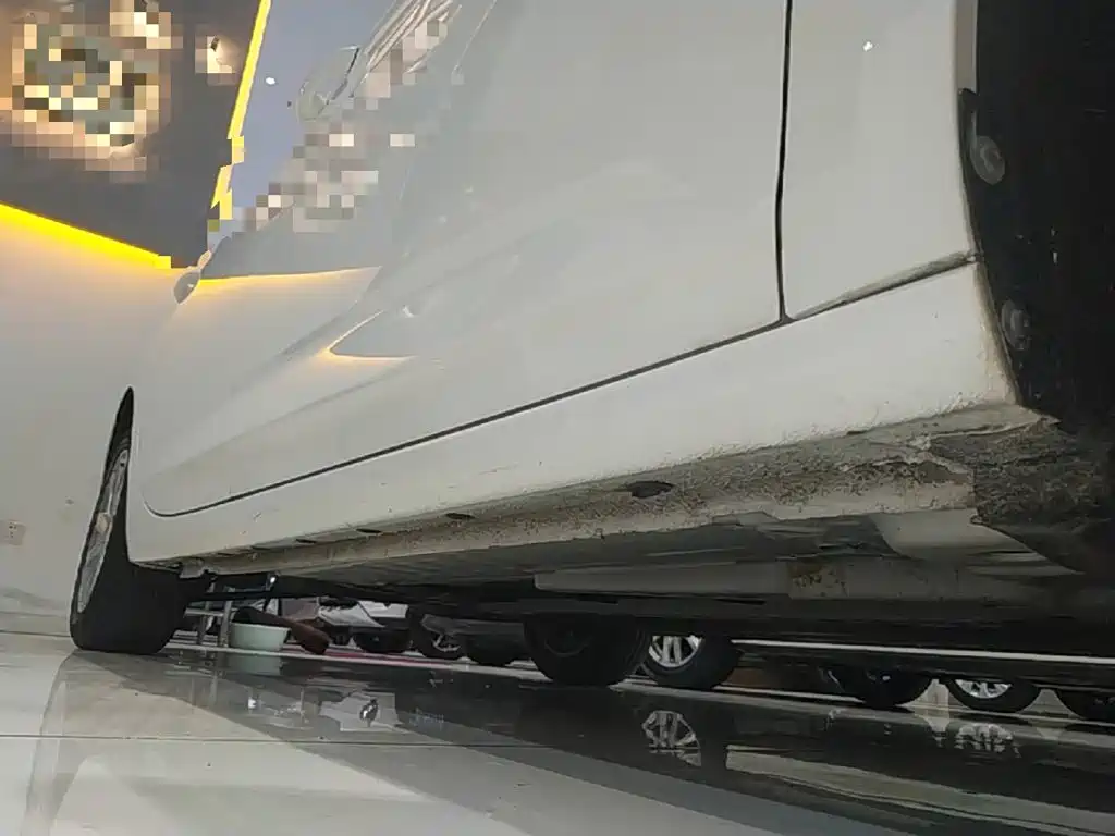 Buick Verano — миниатюра 21