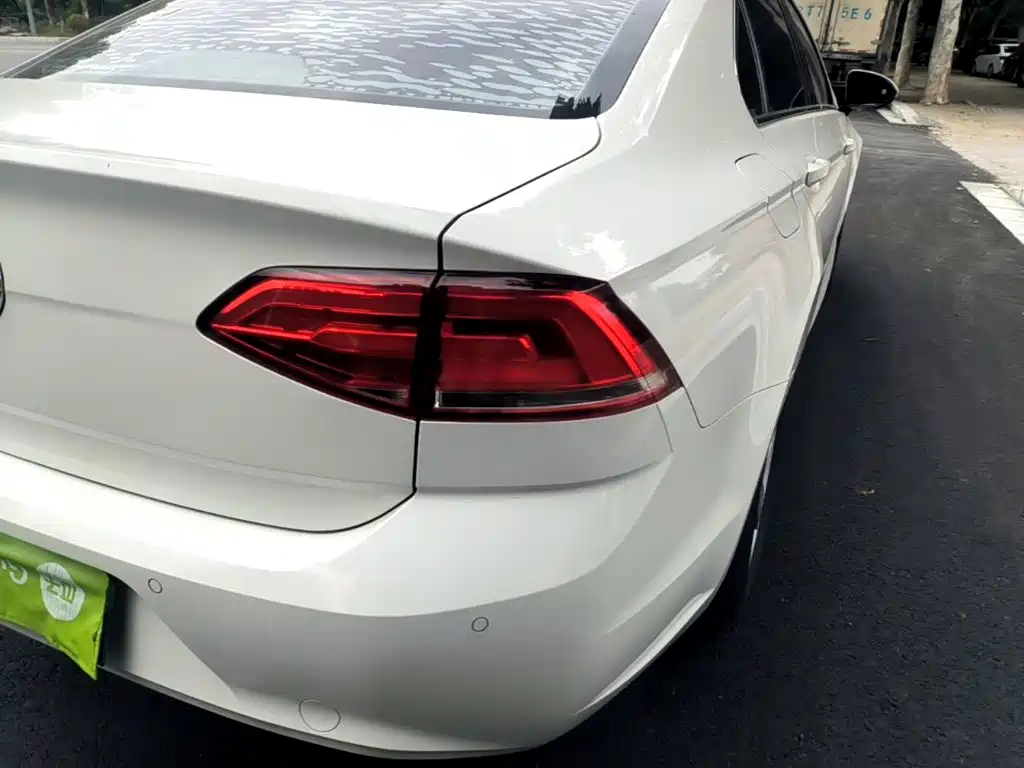 Volkswagen Lamando — миниатюра 8