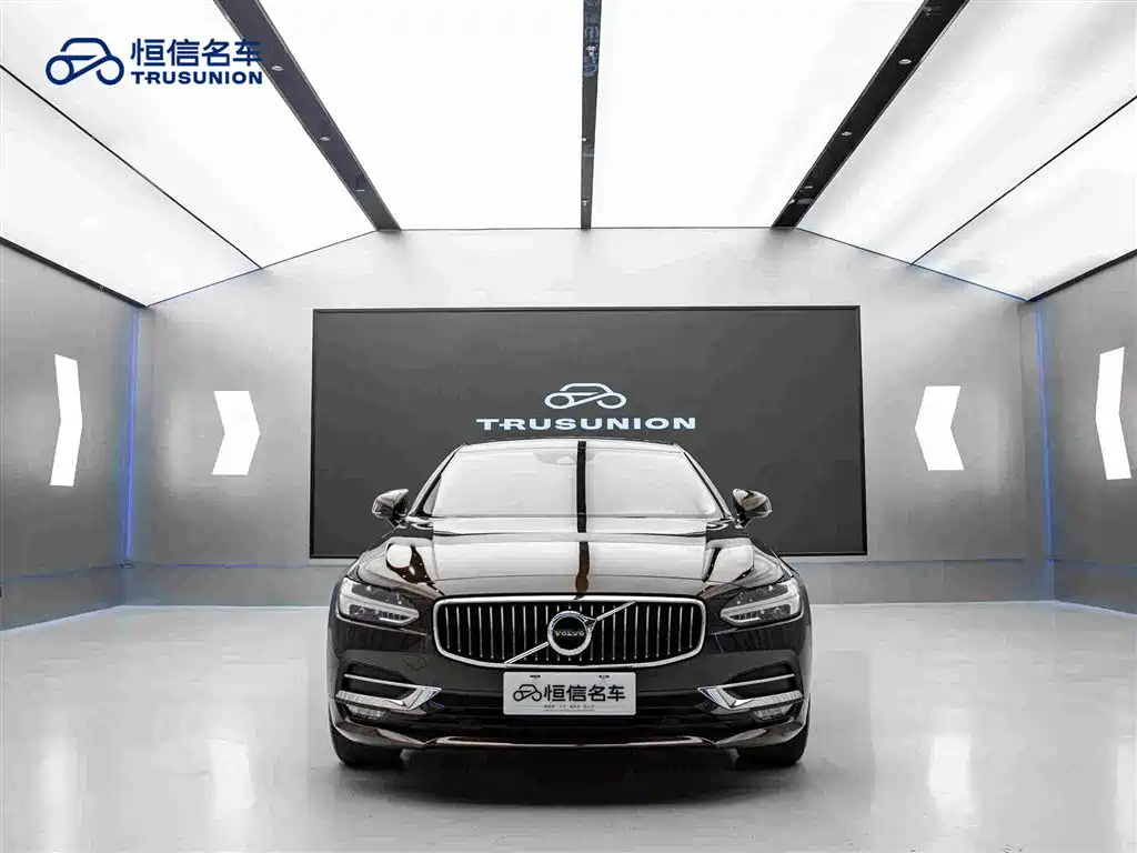 Volvo S90 — миниатюра 2