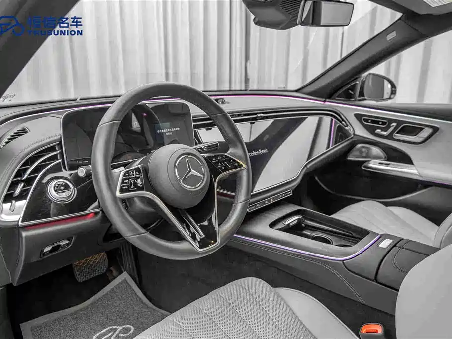 Mercedes-Benz E-Class — миниатюра 12