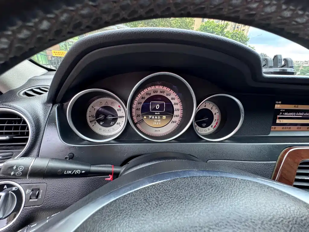 Mercedes-Benz C-Class — миниатюра 15