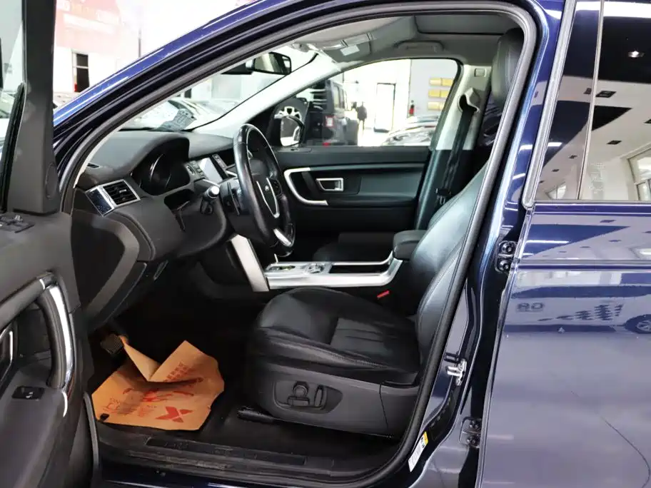 Land Rover Discovery Sport — миниатюра 4