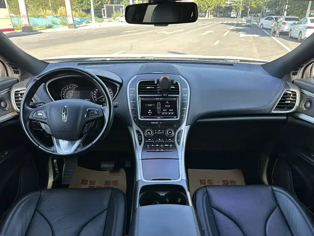 Lincoln MKX — миниатюра 11