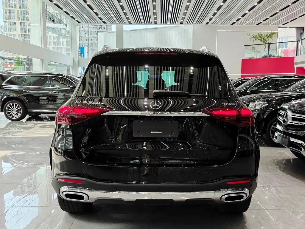 Mercedes-Benz GLE (Import) — миниатюра 24