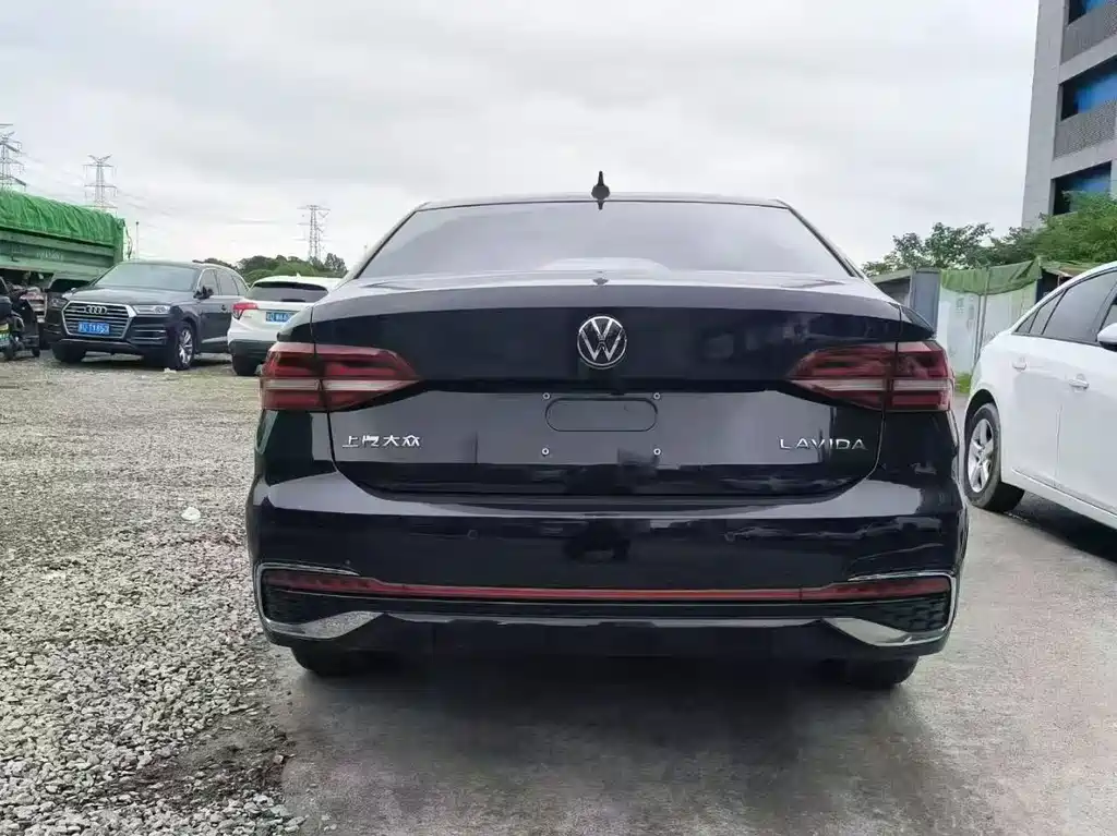 Volkswagen Lavida — миниатюра 8