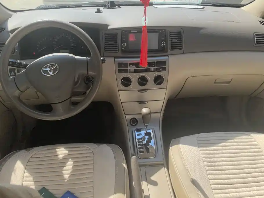 Toyota Corolla — миниатюра 11
