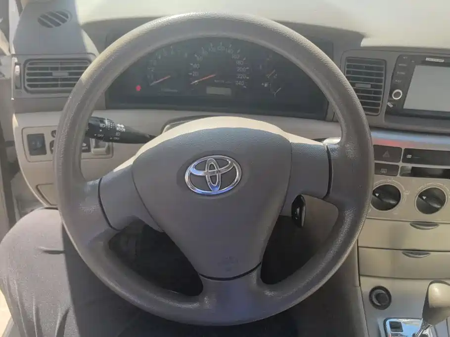 Toyota Corolla — миниатюра 14