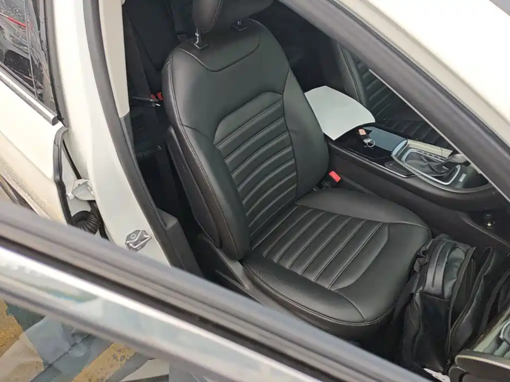 Ford Mondeo — миниатюра 25
