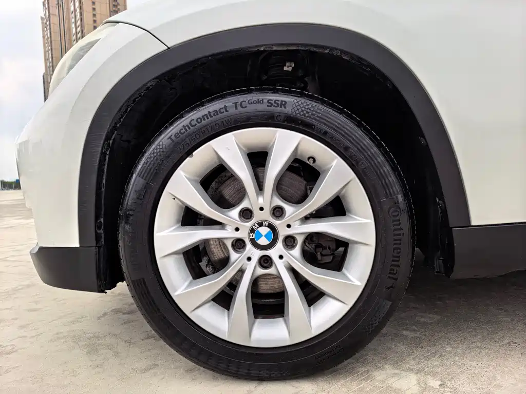 BMW X1 2012 sDrive18i Luxury