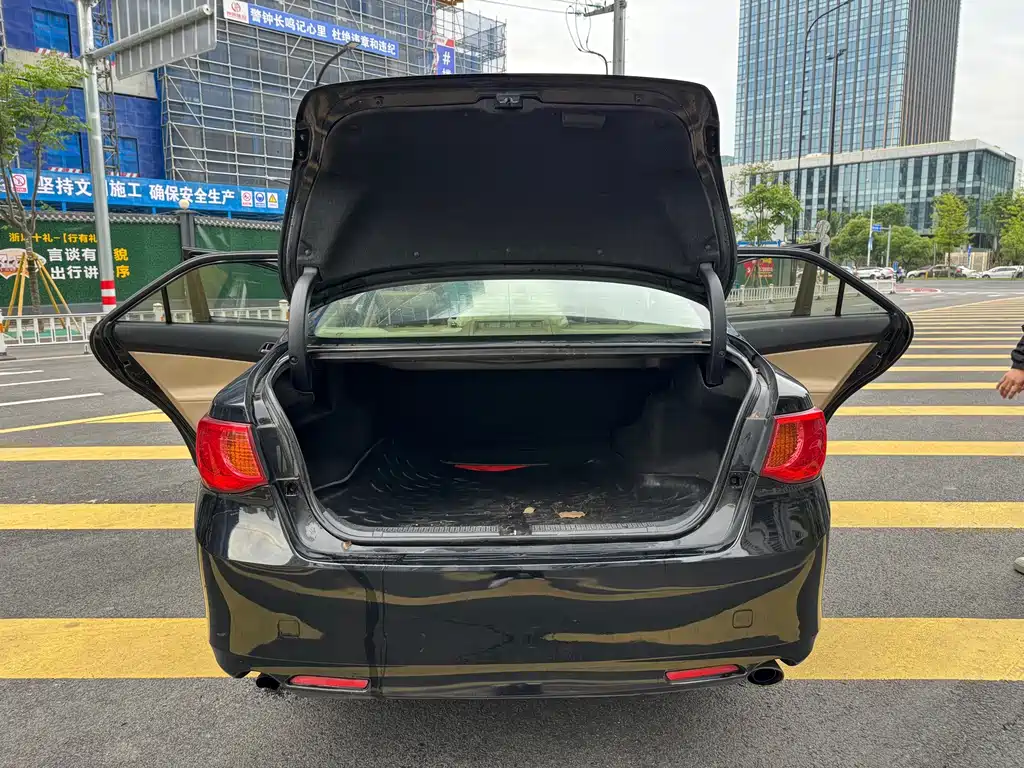 Toyota Reiz — миниатюра 14