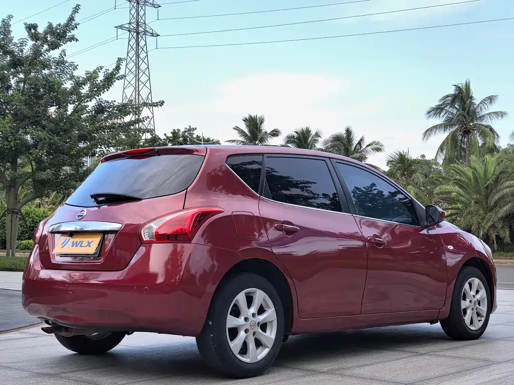Nissan Tiida — миниатюра 7