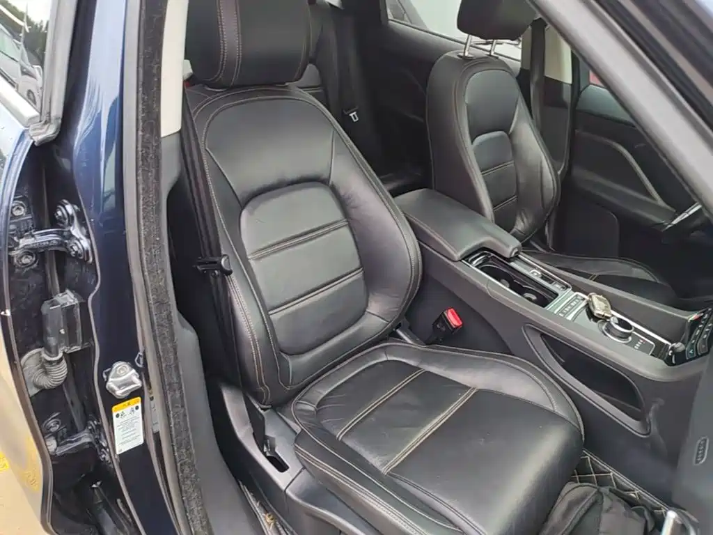 Jaguar F-PACE — миниатюра 25